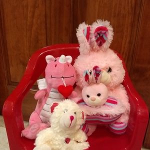 Bundle of stuff Animals